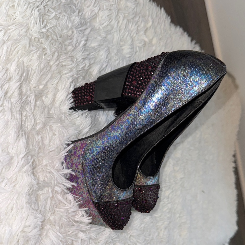 Michael Antonio Black Heels with Iridescent Finish